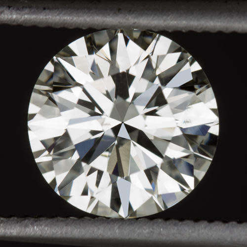 ONLY ON BIDORBUY!!! - 3.40Ct. (8 mm) HEARTS and ARROWS CUT Diamond Simulate - Finest Simulates