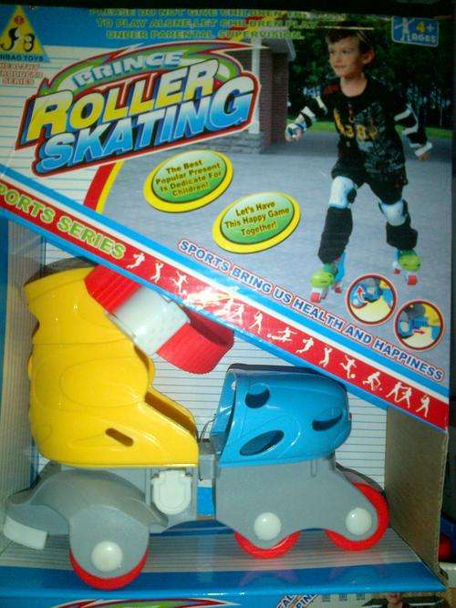 4 Wheel Roller Skates