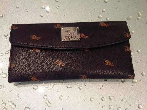 Black Wallet- ABSOLUTELY STUNNING!!
