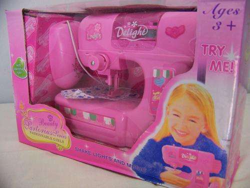 Kids Play Sewing Machine - Really Works With Lights!! X-MAS Gifts!!