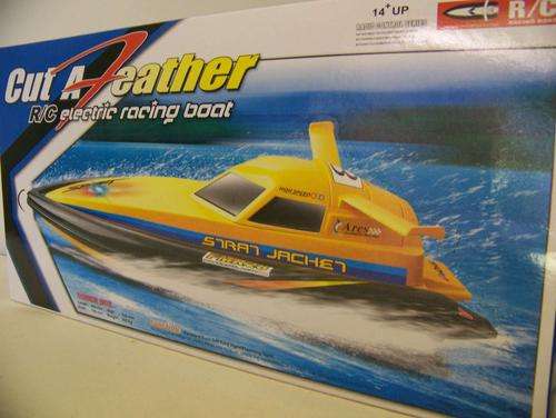 R/C Electical Racing Boat