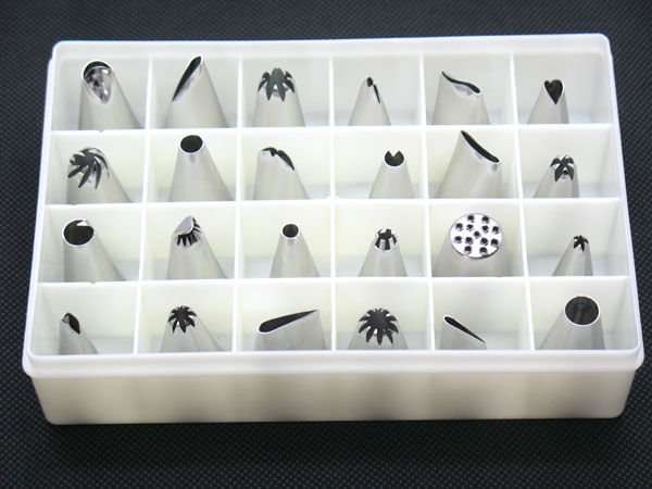 24 Icing Nozzles Pastry Tips Cakes Decorating In Box