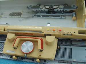Empisal Knitmaster 360 + ribber SRP-50 + motor + table + knit radar + manuals