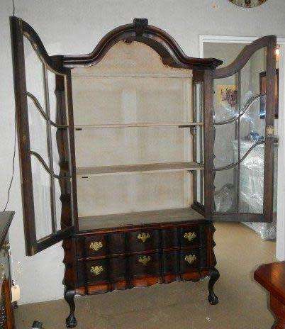 Antique Cape stinkwood display cabinet - length 1m, width 44cm, height 1.98cm. - Beautiful