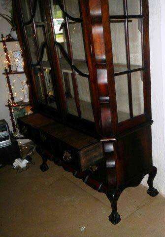 Antique Cape stinkwood display cabinet - length 1m, width 44cm, height 1.98cm. - Beautiful