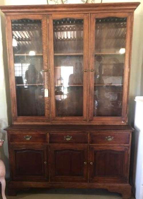 Vintage Teak bookcase - excellent condition - Length 132cm, width 46cm, height 2m
