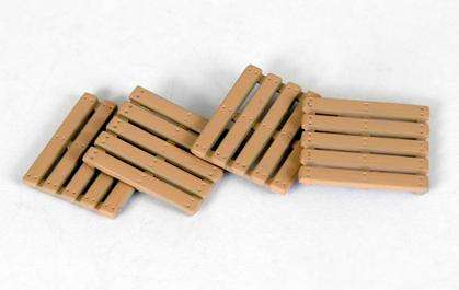 Bachmann Exclusive First Editions - Wooden Pallets (Pack of 4) OO/HO 99615