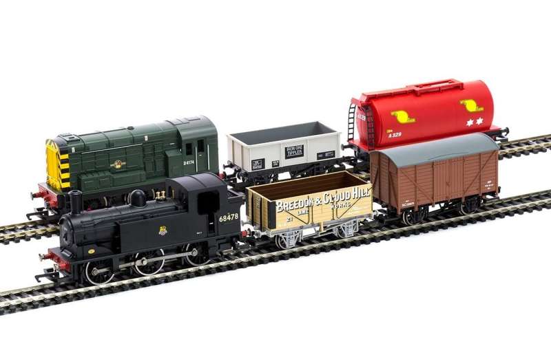 Hornby R1126 DDC Mixed Freight Digital Train Set OO/HO