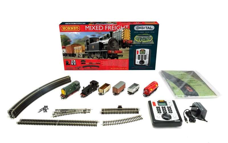 Hornby R1126 DDC Mixed Freight Digital Train Set OO/HO
