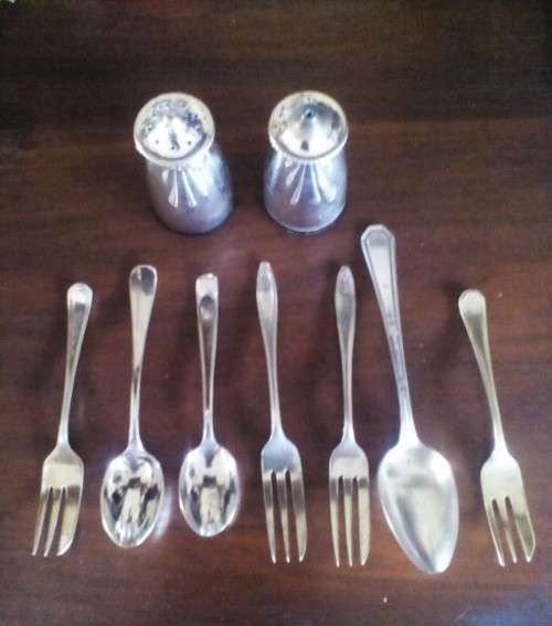 Silver plated ware. Salt and Pepper.4 cake forks. 3 teaspoons. Mismatched.