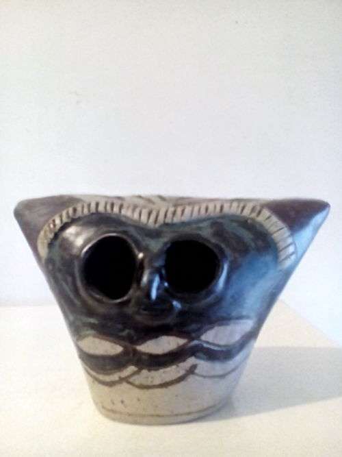 Signed  RORKE'S DRIFT owl by G. Xulu. Highly desirable pattern. Buy Now option.