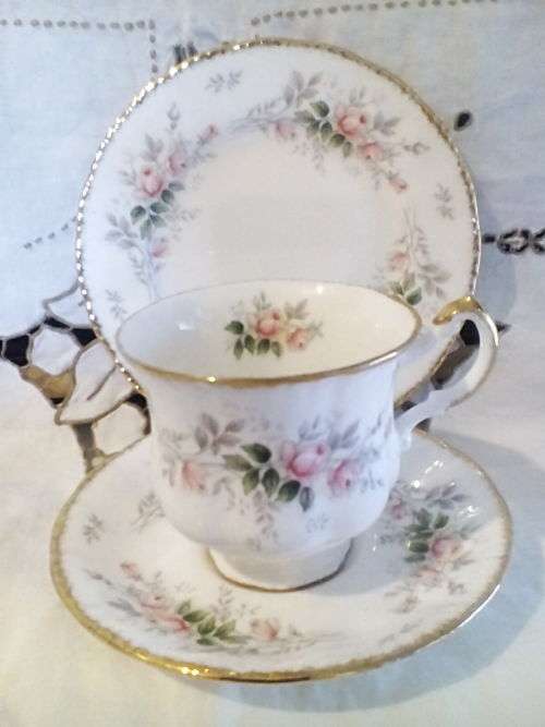 Most beautiful PARAGON fine bone china tea trio  in the AFFECTION pattern.