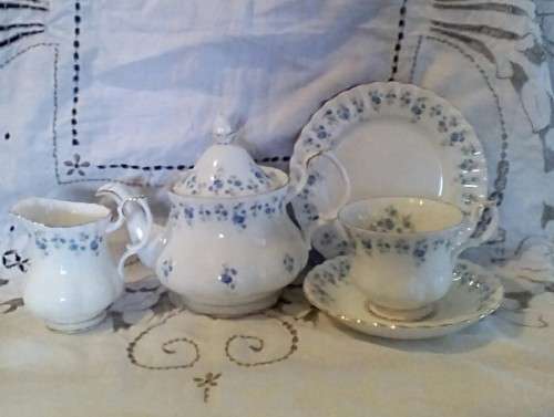 Royal Albert "Memory Lane" small teapot, tea trio, milk jug. Buy Now option. Price reduced.