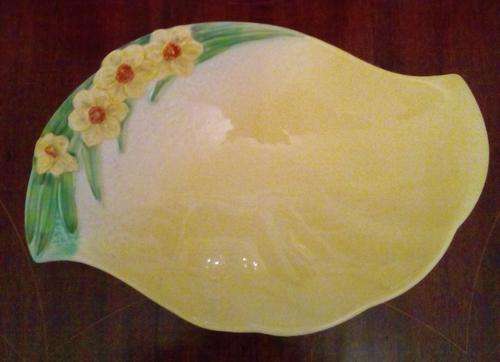 Beswick daffodil dish
