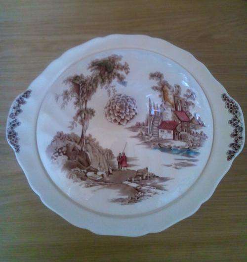 Johnson bros.'Old Mill Stream' lidded tureen.number 2.