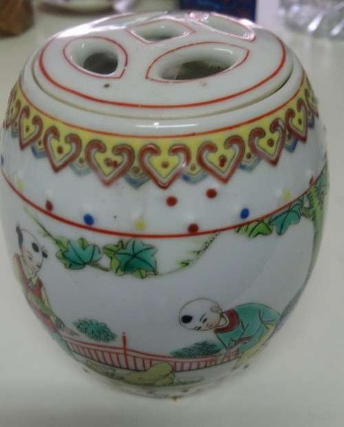 Handpainted Chinese ginger barrel