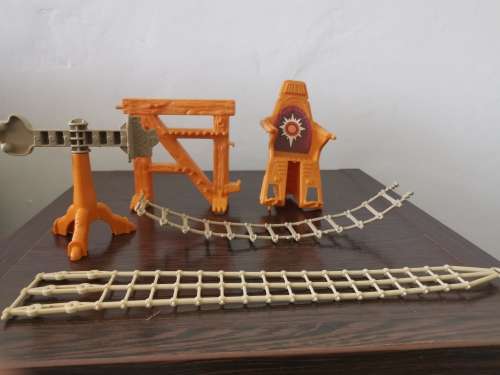 Masters of the Universe Castle Grayskull parts