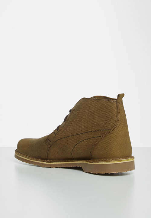 *ORIGINAL* Puma Terrae  Boots Size 4(UK)5(US)