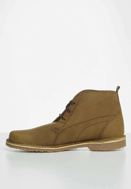 *ORIGINAL* Puma Terrae  Boots Size 4(UK)5(US)