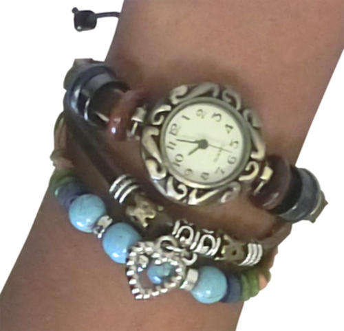 VINTAGE WATCH WITH HEART PENDANT