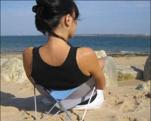 PORTABLE BEACH CHAIR
