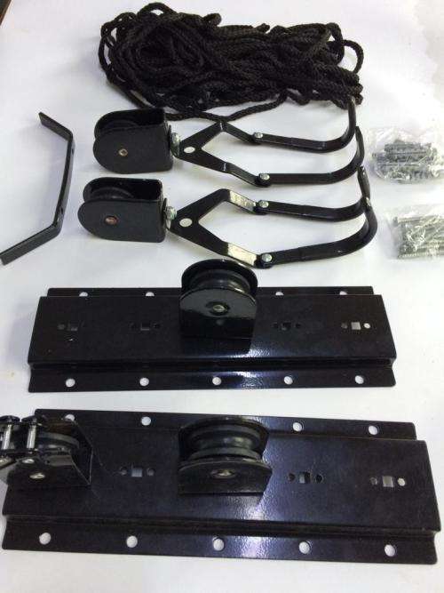BICYCLE HANGING LIFT -SAFE, EASY STORAGE  - CEILING MOUNTED ,SPACE SAVER. NEW PRICE R 790.00