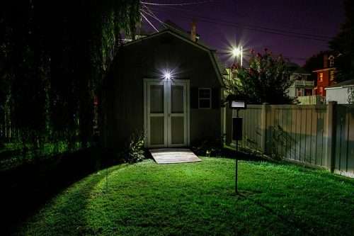 10W OUTDOOR LED FLOODLIGHT - WATERPROOF - LOW POWER CONSUMPTION