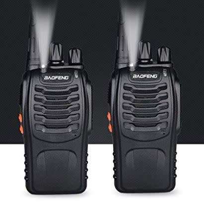 2 WAY RADIO / WALKIE TALKIE...SET OF 2...MULTIFUNCTION...NEW !! 6 HOUR BATTERY LIFE !!