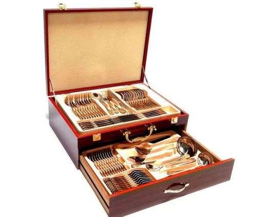 72 PIECE 18/10 STAINLESS STEEL CUTLERY SET IN WOODEN BOX..GOLD&SATIN FINISH..WILL LAST A LIFETIME !!