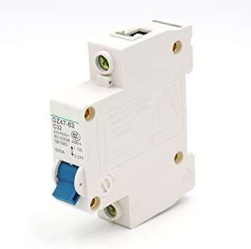 32Amp Power Switch Over...Includes Circuit Breaker... Safe Switching Between Any 2 Power Sources