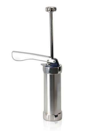 BISCUIT PRESS INCLUDING 10 DESIGN DISCS & 4 ICING NOZZLES