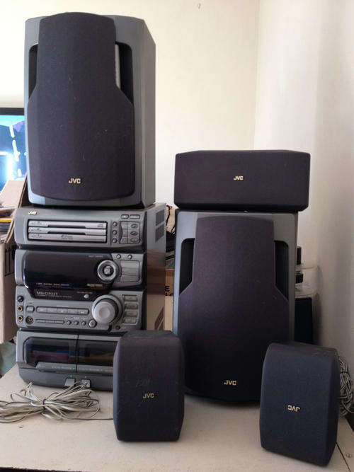 JVC mini-hifi, 5.1 with 3-disc tray, tape, radio