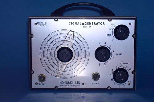 Vintage Signal Generator - 220 kHz - 220 MHz in eight ranges