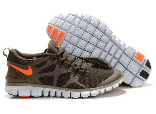 BARGAIN!!! NIKE FREE- 3.0- V3 RUNNING TRAINERS