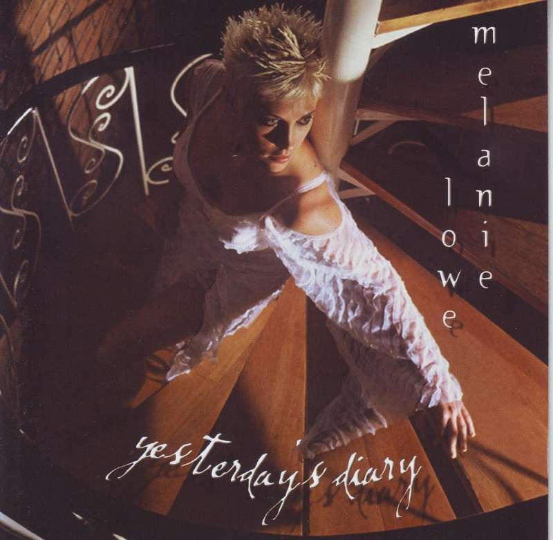 MELANIE LOWE - Yesterday`s diary (CD, signed) AM006 VG+