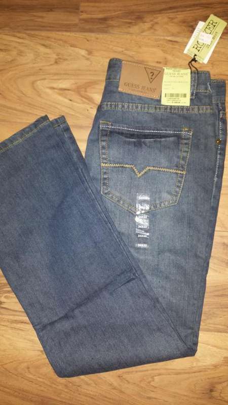Boot cut, Low Rise Guess Mens Jeans - 30