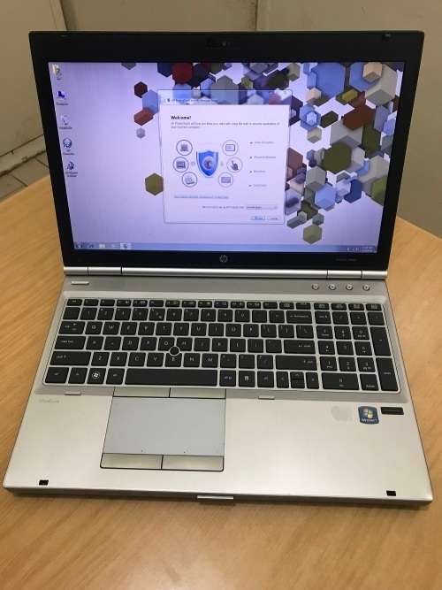 HP ELITEBOOK 8560p**INTEL CORE i5-2540M**4GB RAM**320GB HDD**15.6" LED**1GB AMD RADEON**WIN7 PRO