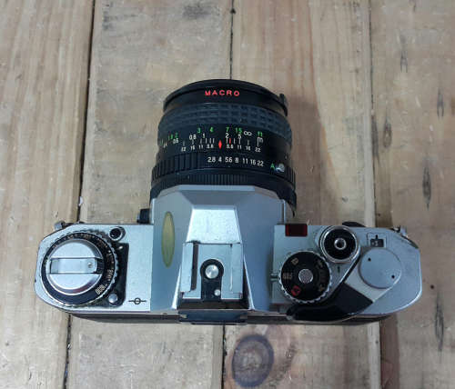 Canon AV-1 film camera +28mm f/2.8mm lens