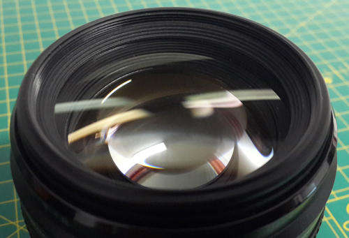 Canon 85mm f1.8 + lens bag