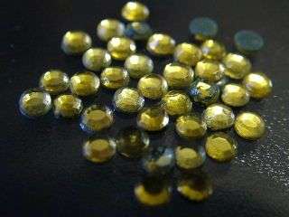 144 Iron on, Hotfix rhinestones diamante, gold. Diameter 3.2 mm,