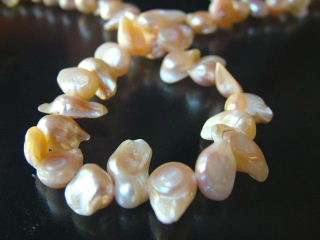 Natural Baroque winged freshwater pearls 9-11mm