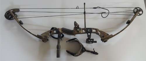 Martin Cougar 80 Lbs Compound bow.