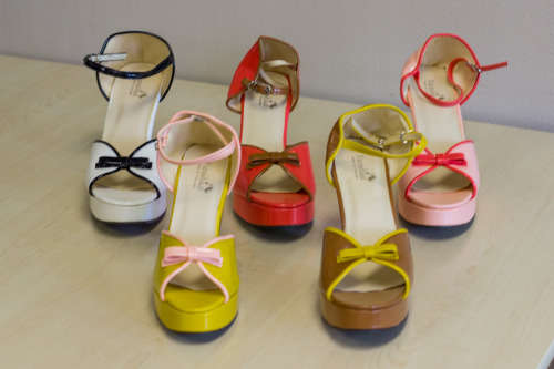 Unbelievable Farashaat Shoes - Get 6 pairs of different designs.