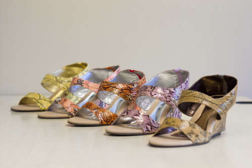 Unbelievable Farashaat Shoes - Get 6 pairs of different designs.