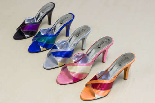 Unbelievable Farashaat Shoes - Get 6 pairs of different designs.