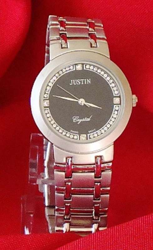 """A TIMELESS UNISEX GIFT IDEA"""