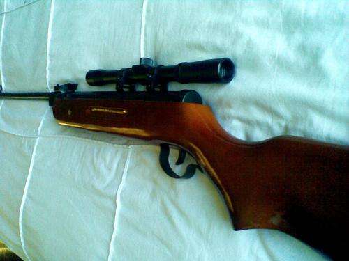Pellet Gun With 4X Scope ***NEW*** crazy auction