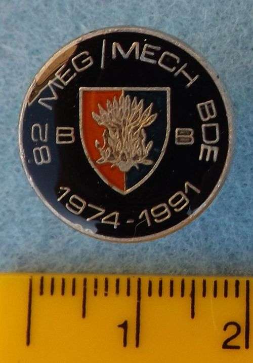 82 Mech Bde   1974-1991   Small commemorative Lapel Pin Badge
