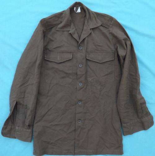 SA ARMY(SADF) -- Medium Nutria Long Sleeve(1976)        << PayPal Welcome >>