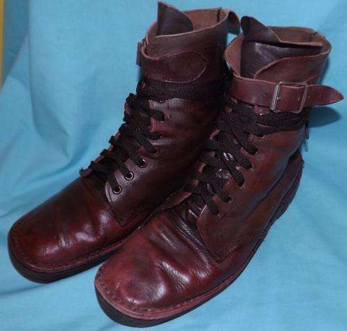SA ARMY/SADF  SPECIAL FORCES  RECCES WAXIES COMBAT BOOTS -- SCARCE !!!